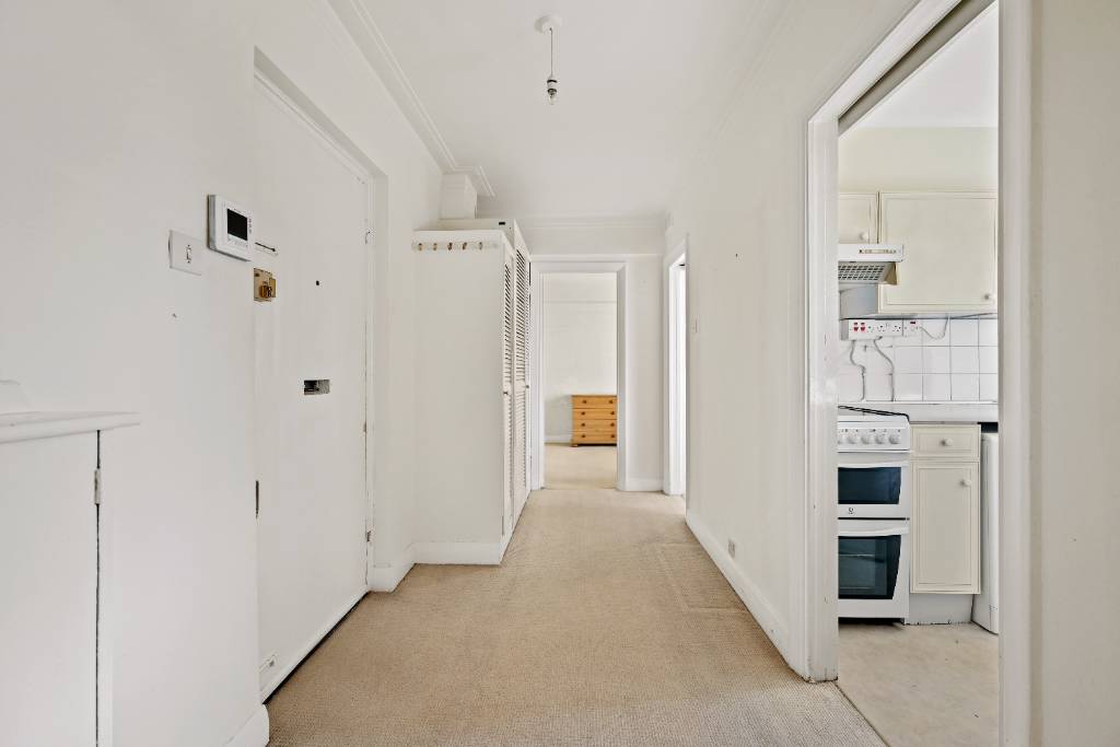 Eton College Road - Image 15 Eton College Road - Image 15