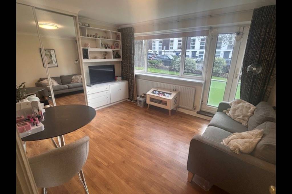 Fellows Road, NW3 3LG -  Image 1