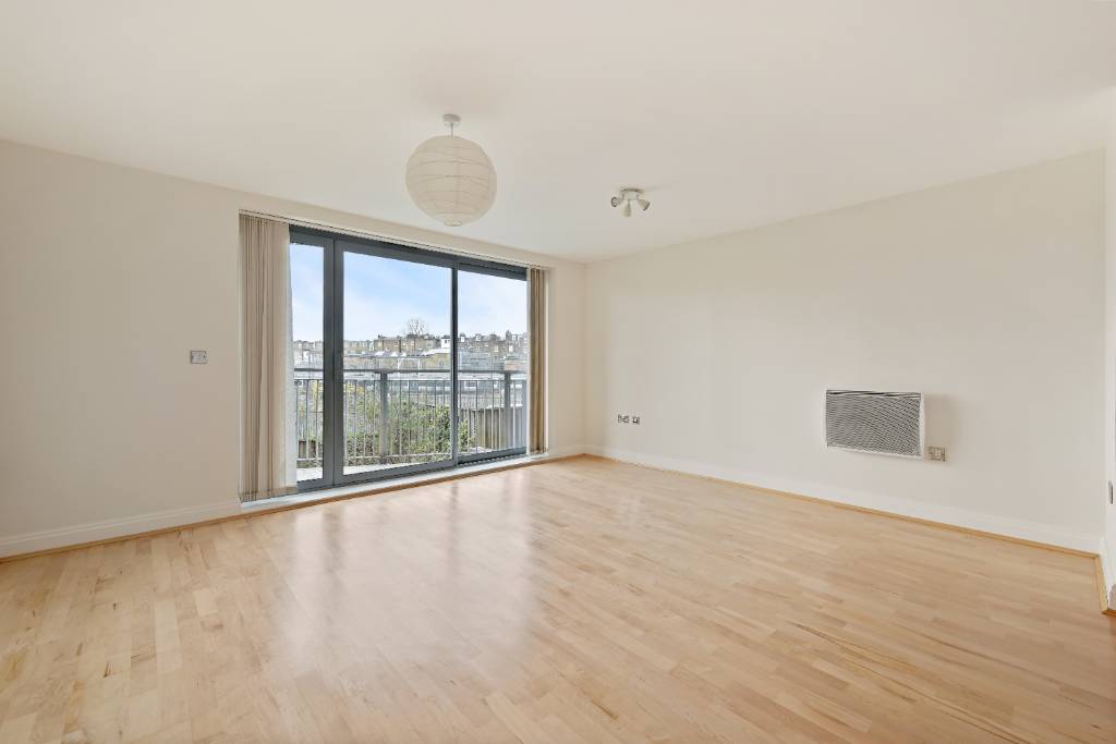 Flat 4 Circa Apartments, 206, Regents Park Road, London -  Image 1