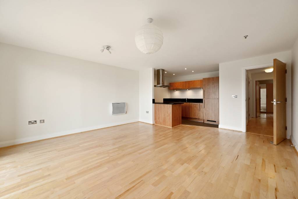 Flat 4 Circa Apartments, 206, Regents Park Road, London - Image 2 Flat 4 Circa Apartments, 206, Regents Park Road, London - Image 2